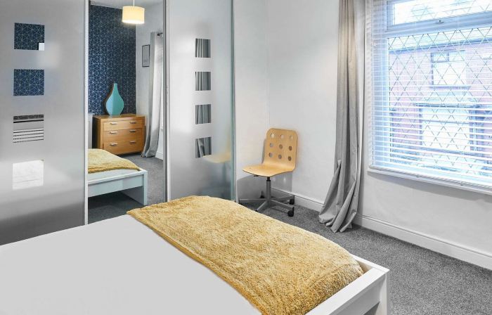 Host Stay Thurstane Street
