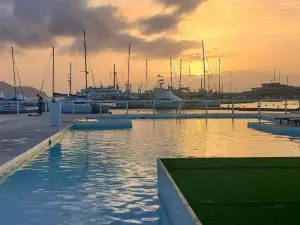 Mansa Marina Hotel