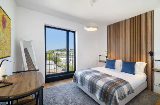 WHome History and Comfort, Luxurious Living in Benfica Hotels in Benfica