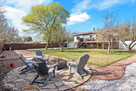 Hot tub/ Mountain View, Beautiful home near to ski resorts! 🏔️ 🛀