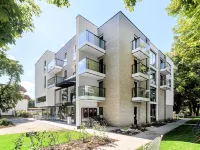 Hotel Testa Hotels near Crooked House