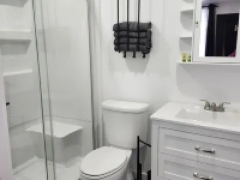 Auberge Le Cosy Amos Hotels in Amos