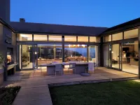 Cliffbreak-Luxury Villa on Pezula Golf Estate with Ocean Views,Knysna Hoteller i Sparrebosch
