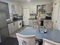 Telford Tranquility Apartment Flat 3 for 4 Guests Hôtels à : Newport