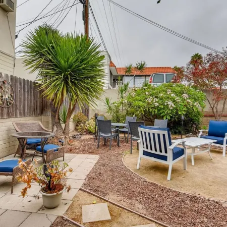 Walk To Beach 2BR Top Location - AA