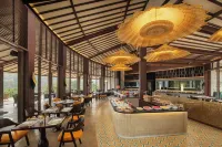 나우쿠치아 하우스, 나우쿠치아탈 - 아이에이치씨엘 셀렉션스