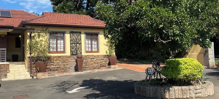 Madlula's Guesthouse Hotels in Indlovu DC