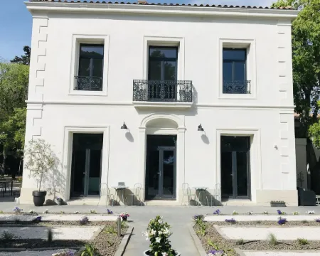 Domaine de Selhac Hotels in Frontignan