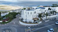 The Ivory Haus Hotels in Keurboomstrand