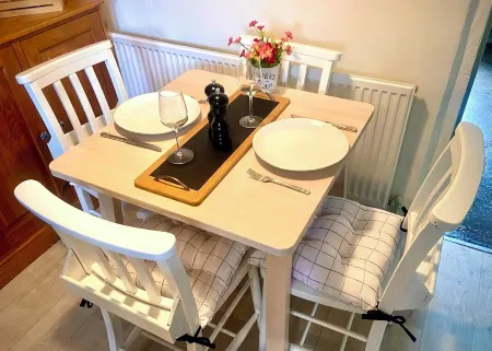 18th Century Cosy Cottage with Stunning Views Отели в г. Charlecote