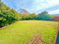 Loft w/ Big Pool, Huge Backyard, Fire Pit, PingPong, Pool Table,