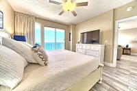 On the Beach - TreasureIsland  2 King Br Condo. Beach