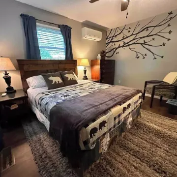 Serene Linville Gorge Cabin Escape