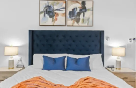 Modern Lakeside Retreat with arcade Games, & Jacuzzi – 5 Mins to Lake!