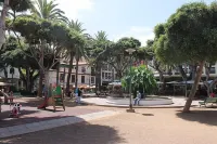 Hotel Don Cándido - 2 ดาว