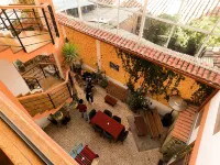 Eco Bunnu Inn Hotels near Mercado San Blas