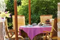 Byblos Luxury Villa - فطور