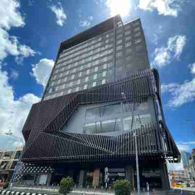 Mercure Miri City Centre Hotel Exterior