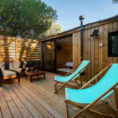 HolaCamp Sitges Garrofer Hotel Exterior