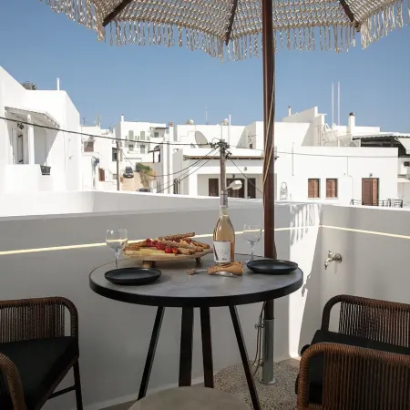 Makava Suites Naxos