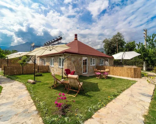 Kamkat Otel Отели рядом с достопримечательностью «Пляж Бельдиби»