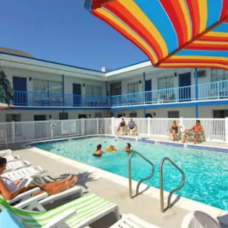 White Caps Motel