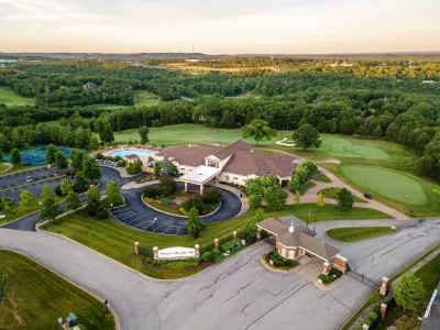 Villa at the Hills - A Grand Branson Vacation! 4 Bdr Golf Resort Villa