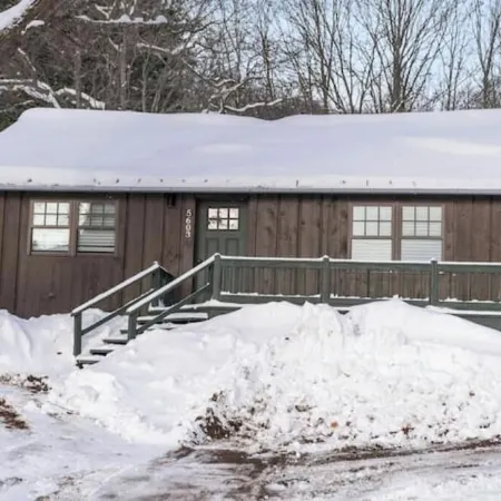 Boyne Mountain Getaway Sleeps 4!