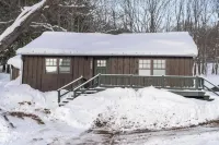 Boyne Mountain Getaway Sleeps 4!
