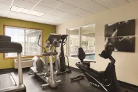 Country Inn & Suites by Radisson, Mankato Hotel and Conference Center, MN - Gym