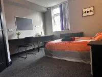 GR2-Cozy City Center Double Room