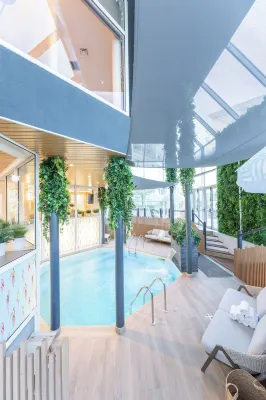 เมอร์เคียว เกรอน็อบล์ เซ็นเตอร์ ปอร์เต เดส์ อัลป์