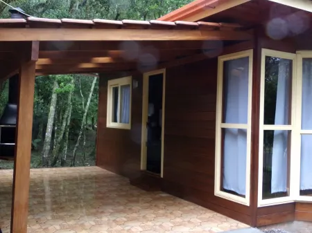 # Noble cream chalet in the corner of the lawn mountain Отели рядом с достопримечательностью «Rua Coberta»