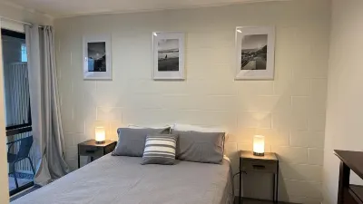 Downtown Mt Beach Family Retreat