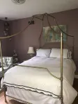 Wonderful house close to the historic square and the Ole Miss campus.