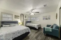 POOL House on the Kemah Boardwalk w BIKES Hotels in Kemah