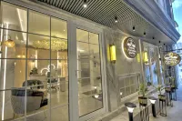 إمباير بلاتينوم سويتس فنادق في 