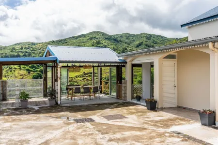 Villa Marinia 3: Charme Créole Отели рядом с достопримечательностью «senteur blanc Woods»