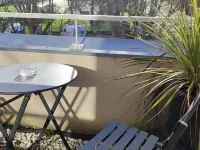 Studio Cosy, feet in the water Hotels in Douarnenez