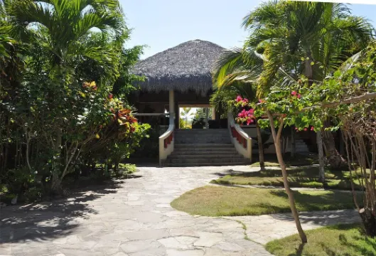 Beachfront condo with Million Dollar View