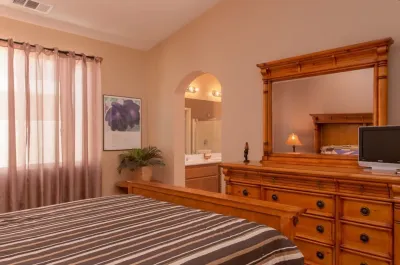 Desert Princess Paradise -- Tennis, Golf & Pools! Perfect for 2 People.