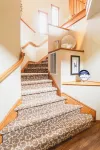 Poppyrosa Estate with mountain views minutes from Seattle, Bellevue, Sea-Tac