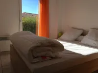 Saint pierre home Sea + terrace and panoramic mediterrannée. Hotels in Fleury