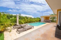 CASA LINDA #917 THE KING OF 2 BEDROOMS.Pool/Maid