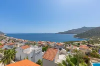 Villa Tara With Private Pool And Sea Views Close to Beach & Shops