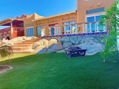 Ocean front Paradise