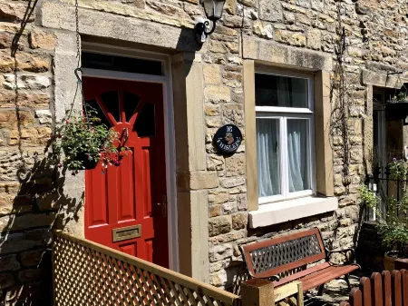 Thisledo Holiday Cottage SKIPTON Early Check-in available on request Отели рядом с достопримечательностью «Catgill Farm»