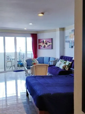 รูปภาพของSpacieux Studio, Tres Belle vue mer sur la Baie de Patong