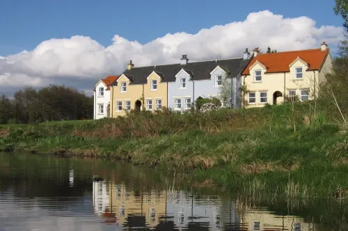 Lovely Waterfront Cottage With Stunning sea Views and log Fire