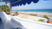 2-room apartment, 50 meters to the beach, panoramic sea view